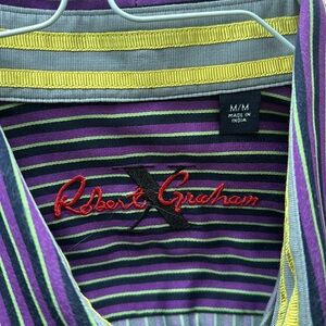 Robert Graham, men’s shirt, size medium, beautiful details.